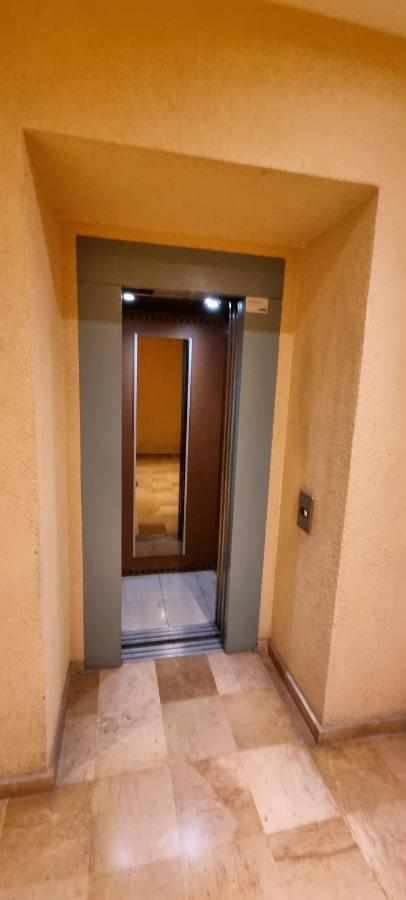 Loft 80m2 en plein cœur de la vieille ville 3 étoiles Tolón Exterior foto