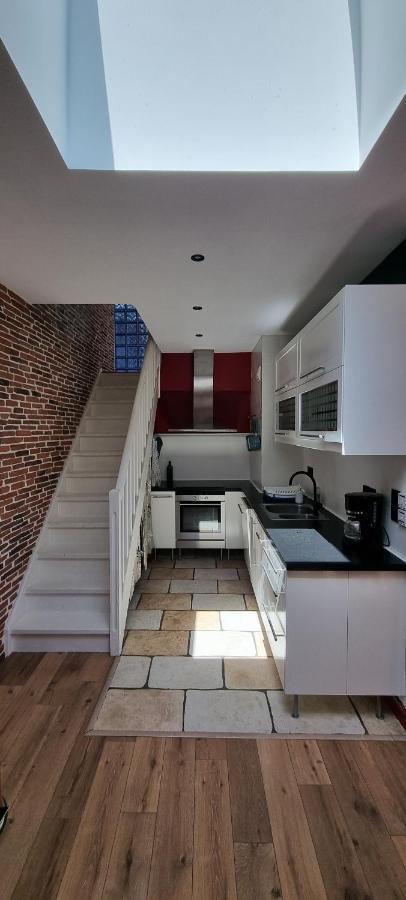 Loft 80m2 en plein cœur de la vieille ville 3 étoiles Tolón Exterior foto