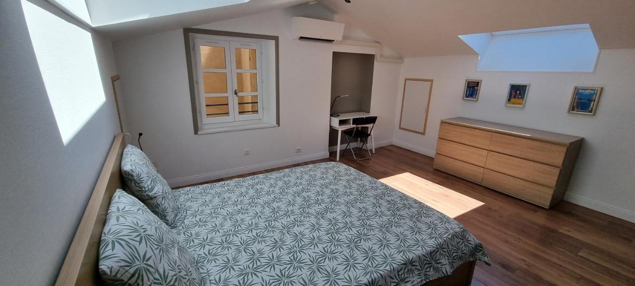 Loft 80m2 en plein cœur de la vieille ville 3 étoiles Tolón Exterior foto