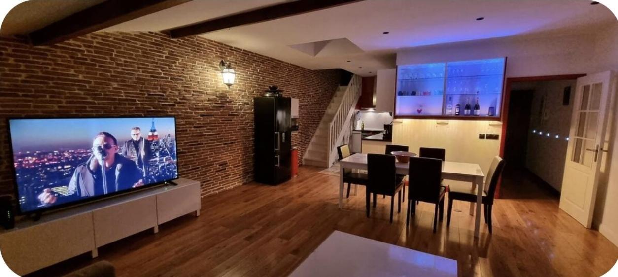 Loft 80m2 en plein cœur de la vieille ville 3 étoiles Tolón Exterior foto